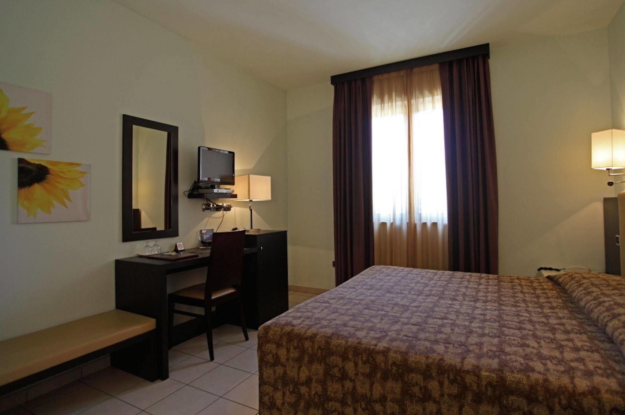 Euro Hotel Pieve Santo Stefano Eksteriør billede
